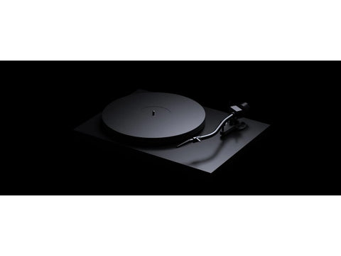 Debut PRO S Turntable Black with Dust Cover