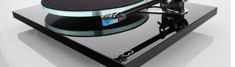 Planar 3 Turntable Gloss Black with Factory Fitted Exact Cartridge
